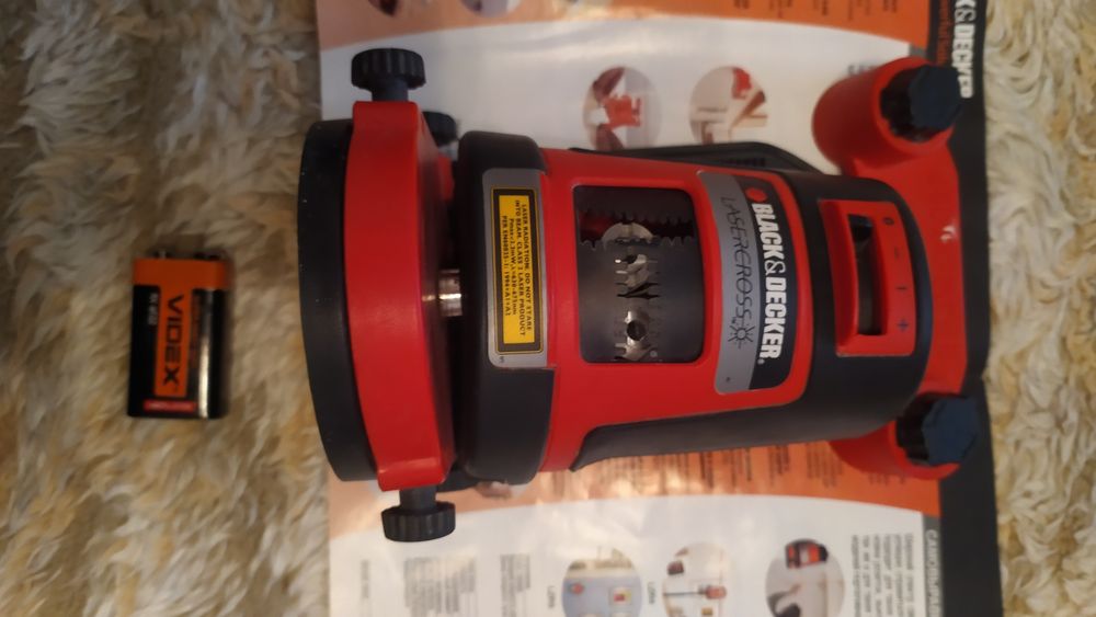 Лазерный уровень Black & Decker LZR 6
