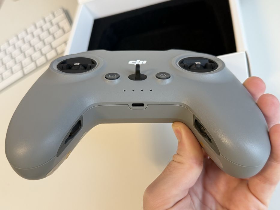 DJI FPV Remote Controller 2 (practycznie nowy)