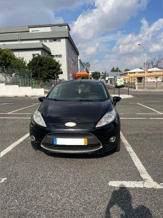 Carro Ford fiesta