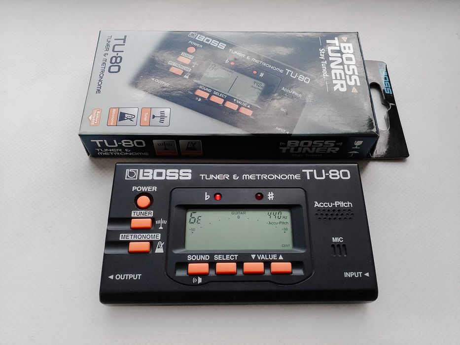 Хроматический тюнер-метроном Boss TU-80 Для электрогитары, бас гитары, акустической гитары