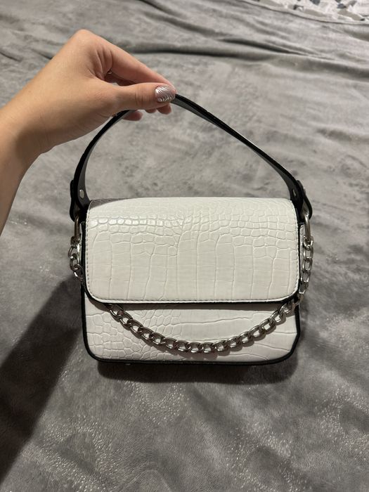 Сумка і бананка