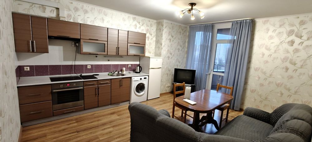 Юлії Здановської 71 Г, ВДНГ інститут Раку, Васильківська