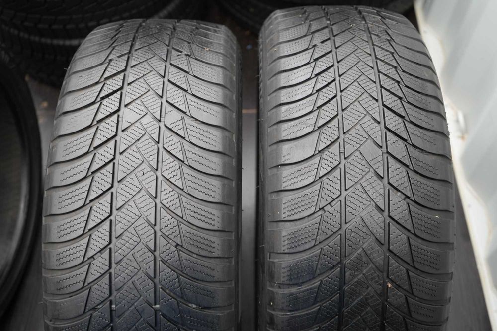 Opony zimowe Goodyear UltraGrip 225/50 R18