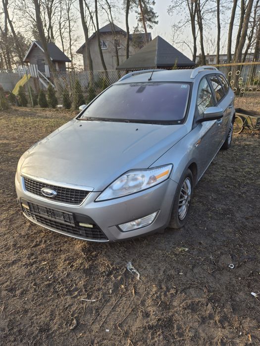 Przod mondeo mk4 kolor H8