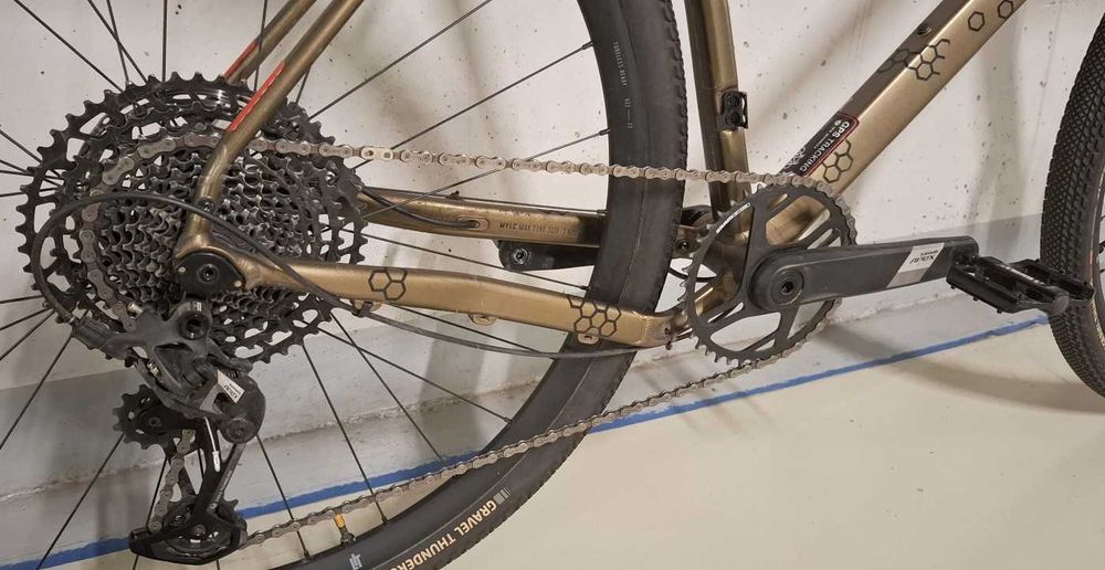 Rower gravel Rondo Mylc AL0 - SRAM APEX, rozmiar XL, model 2025