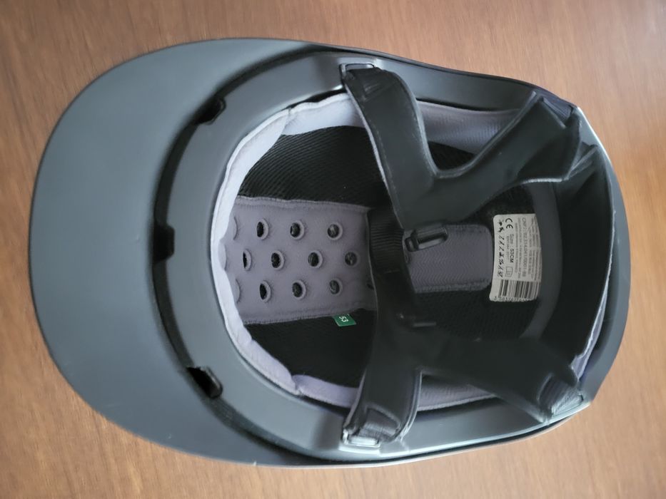 Kask Fouganza rozmiar 53 oraz 57
