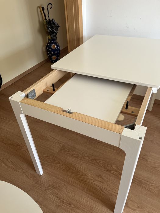 Mesa branca extensível IKEA