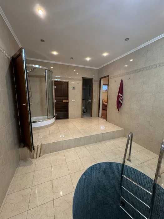 37 Оренда будинку подобово  Сауна Баня Купель Більярд Підгірці