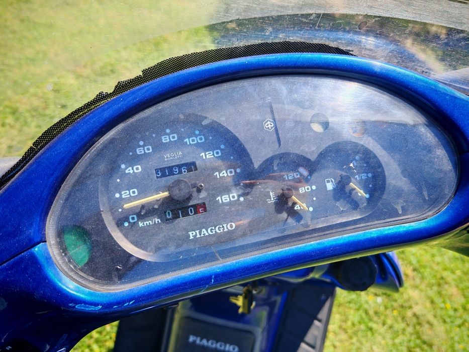 Skuter Piaggio hexagon 125 2t