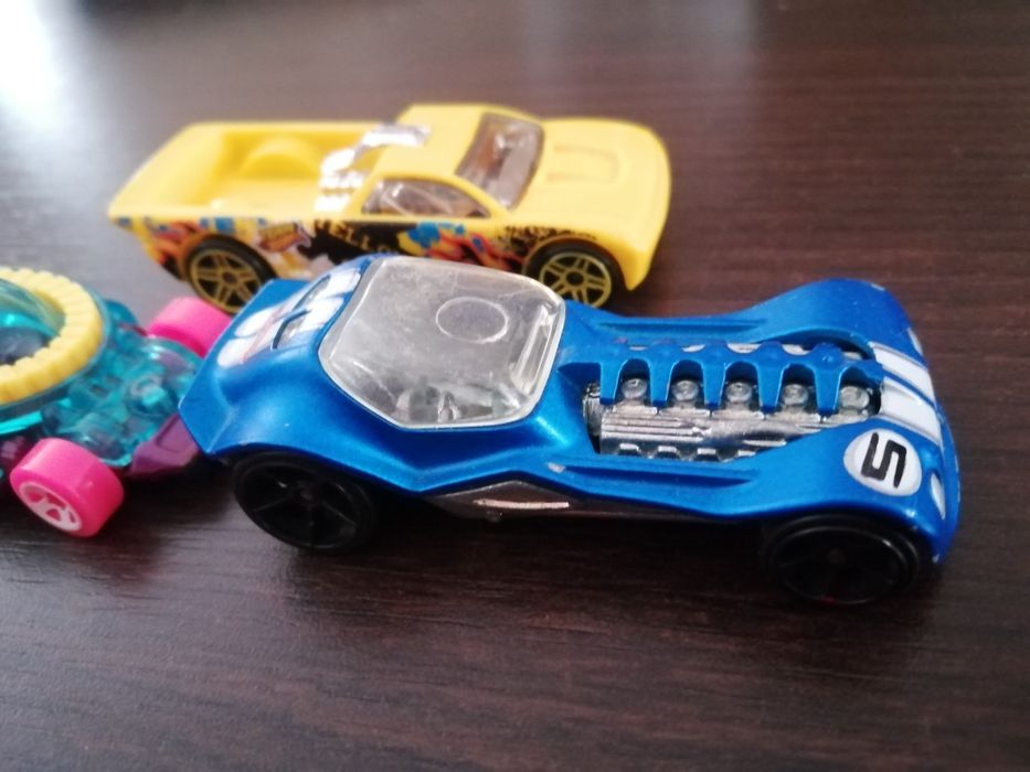 Hot Wheels 3 sztuki
