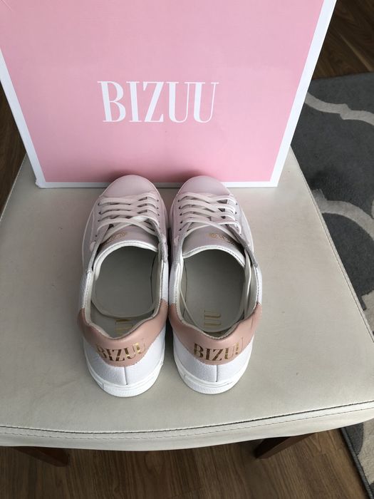 Skórzane sneakersy Bizuu VIVIAN białe rozm.37