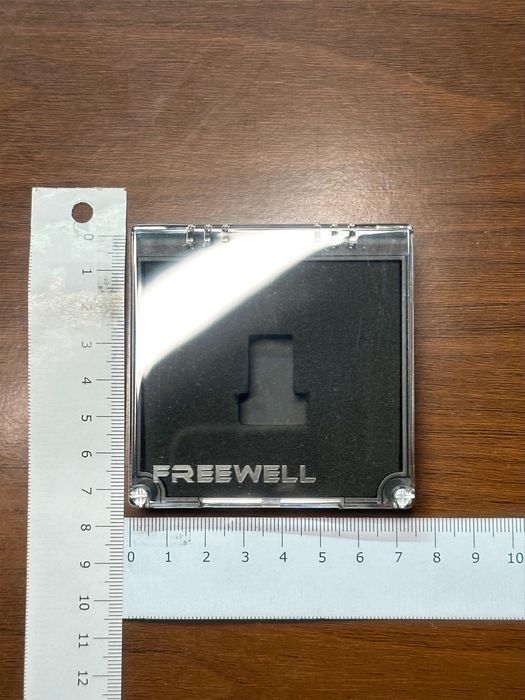 Caixa Freewell (para filtros, usb, ou cartoes SD)