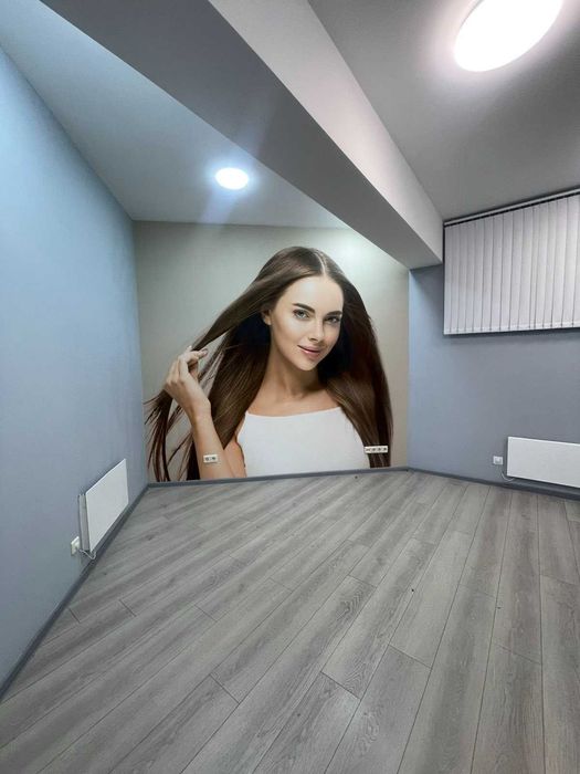 Продам Салон краси на Посмітного. 7 ст. Фонтану. 1 поверх.