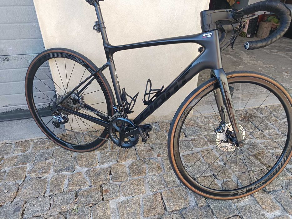 Bicicleta de estrada Giant Defy Pro One 2021