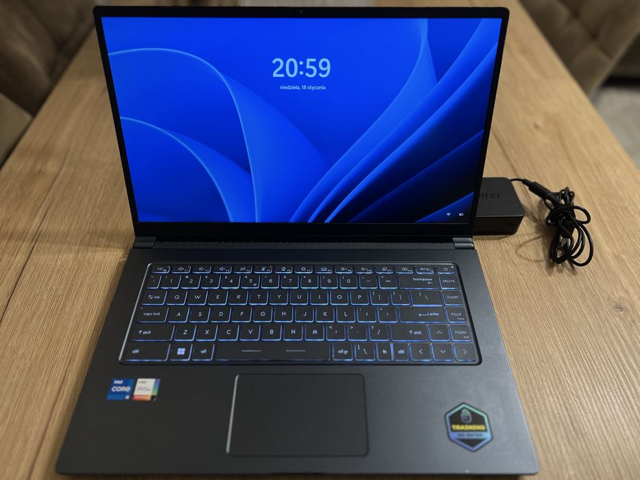 Laptop MSI MODERN 15 A11MU