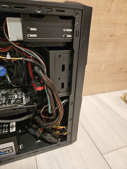Komputer stacjonarny