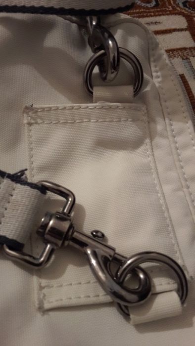 Saszetka Lacoste biała