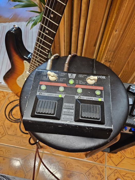 Gitara. Do gitary looper,rekorder,efekty,pętla...