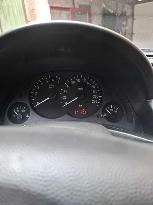 Carro Opel Corsa 1.2