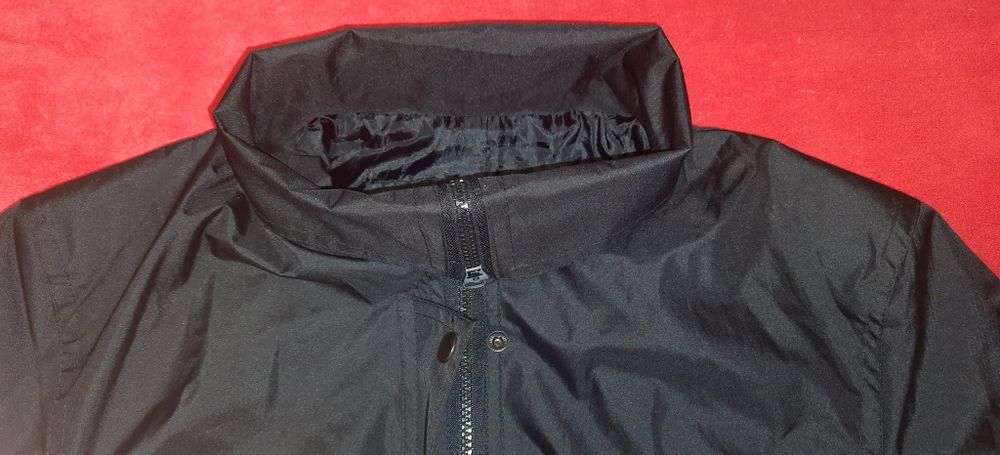 L Плащ чорний як новий