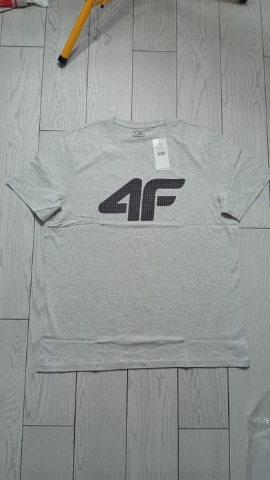 Nowy! Oryginalny 4F T-shirt XXL męski szary z dużym czarnym logo (009)