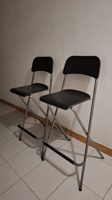 Conjunto de 2 cadeiras ou Banco alto c/encosto, dobrável IKEA