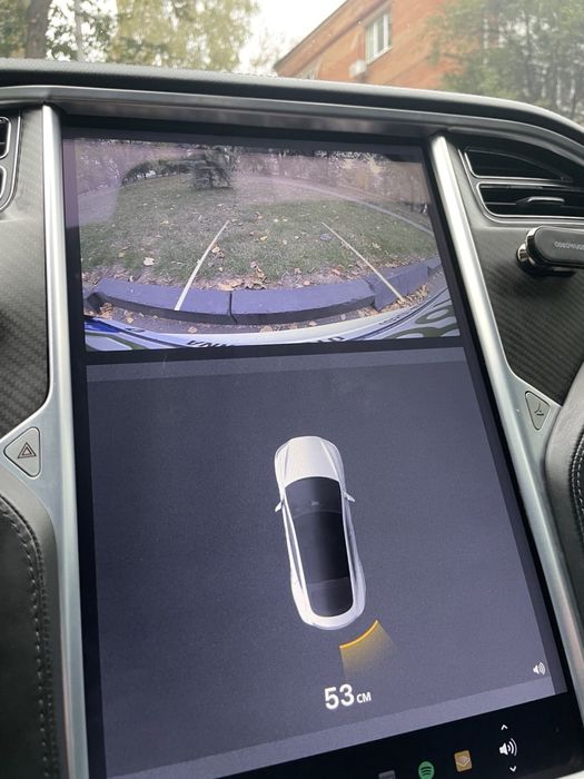 Tesla Model S Signature Performance 2012 (416 л.с.)