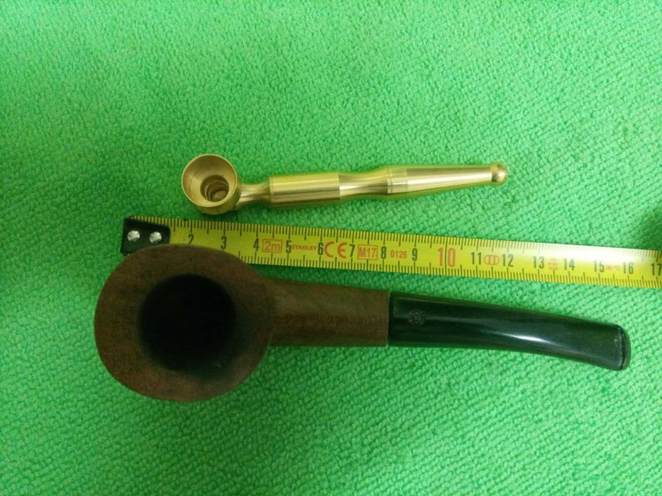 Cachimbos antigos (de madeira e latão)