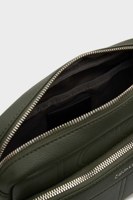 100% ОРИГІНАЛ Calvin Klein Emboss olive monogram crossbody NEW сумка чоловіча через плече оливкова нова колекція 2026