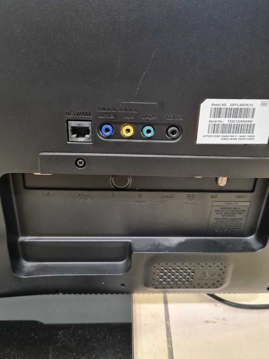 Телевізор PHILIPS 32PFL4007K/12 32  смарт