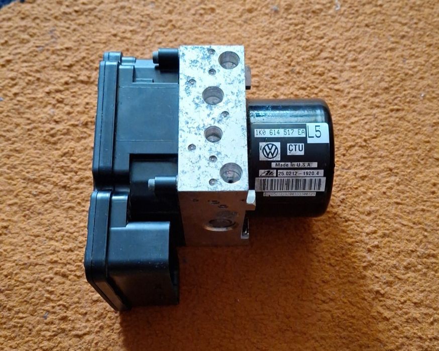 Блок ABS VW,Volkswagen,Golf V,Golf VI,Skoda,Audi A3,Seat,1K0907379BK