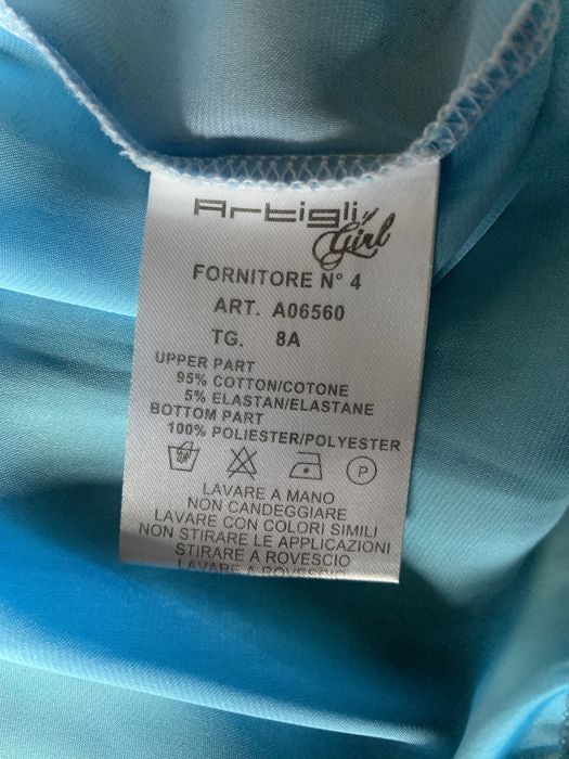 Blusa, tamanho L [medidas na descrição]