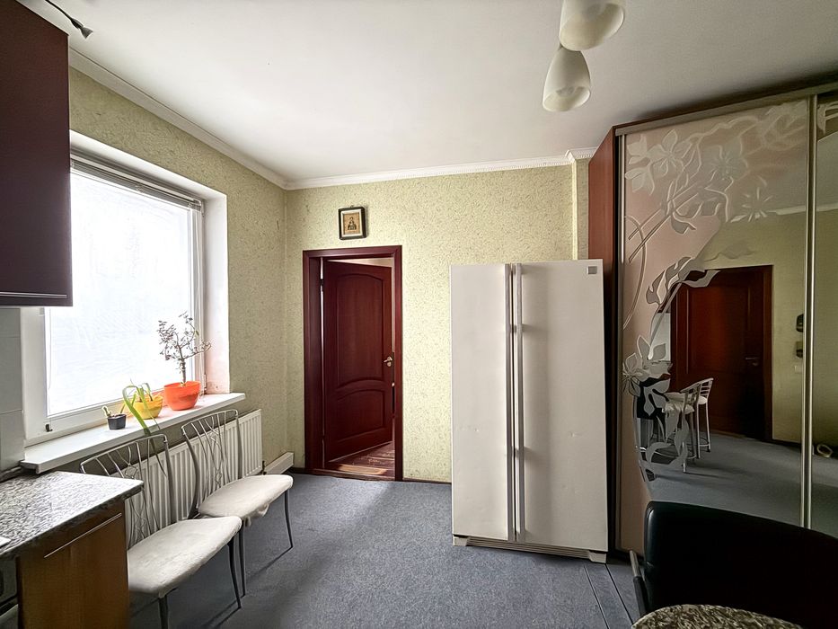 Оренда великого будинку в с.Руська Поляна