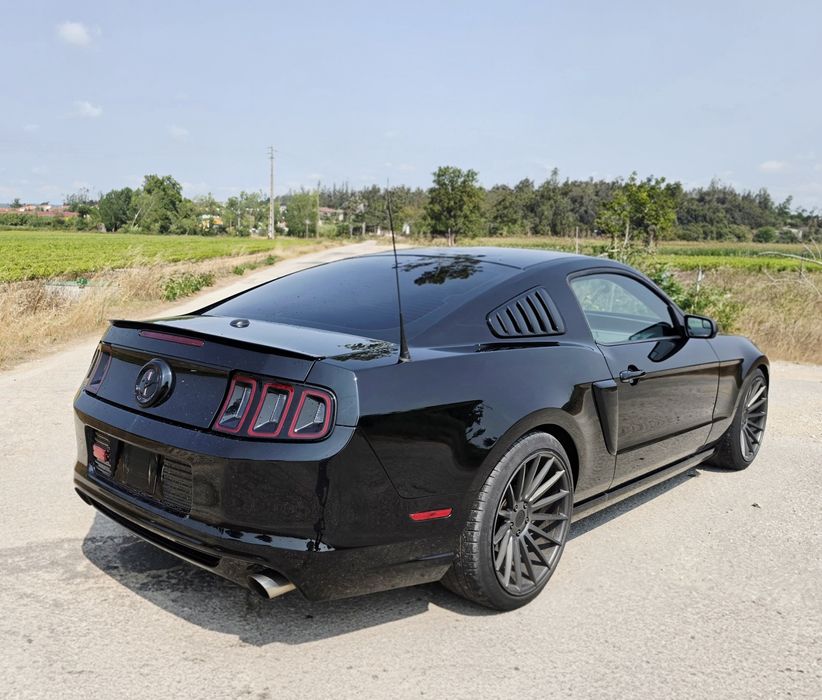Ford Mustang — fotografia 4