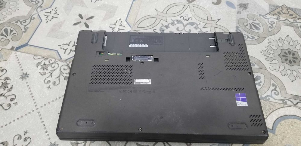 Ноутбук Lenovo ThinkPad X240 i5-4300u Ram 4 GB