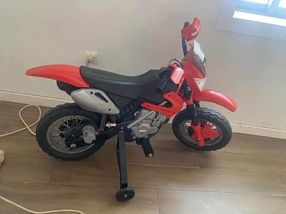 Moto eletrica em bom estado