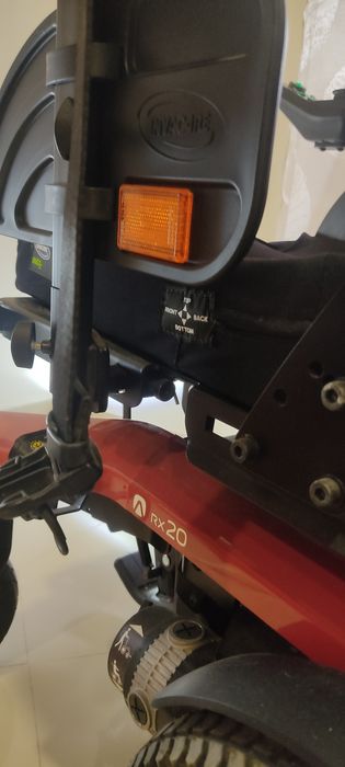 Cadeira de rodas elétrica invacare