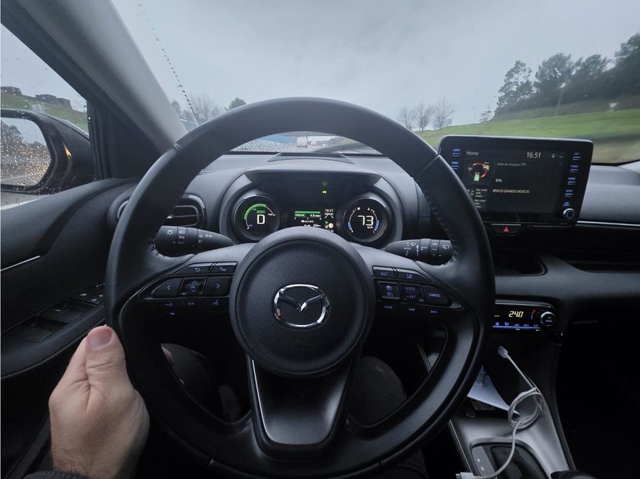 MAZDA 2 Hybrid Homura