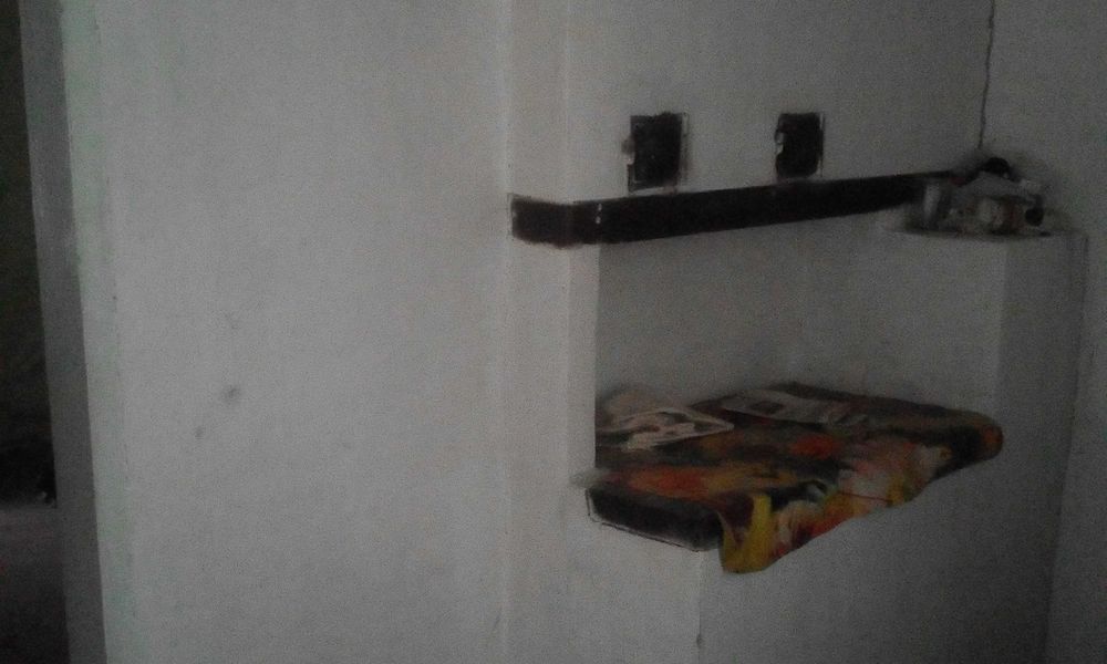 Продам 1/2 будинку в Крюкові