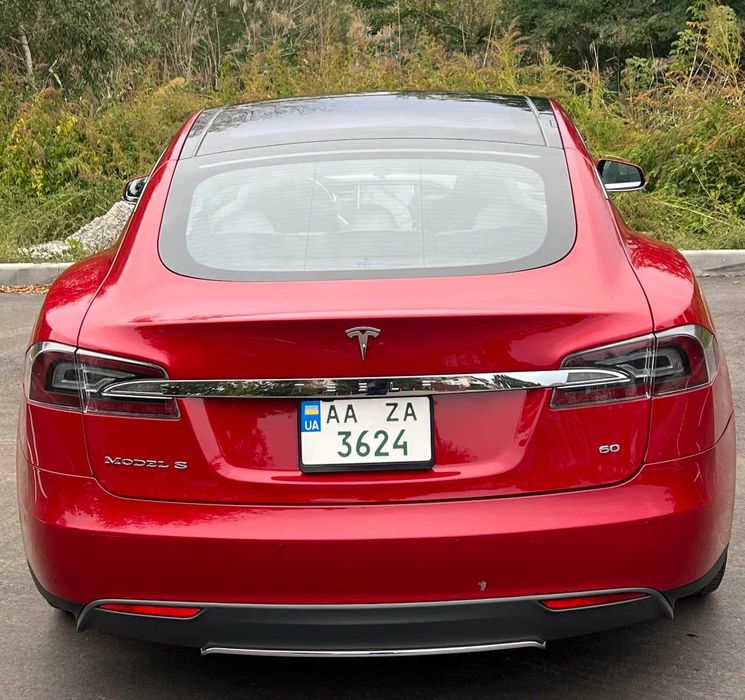 TESLA MODEL S (продаж)