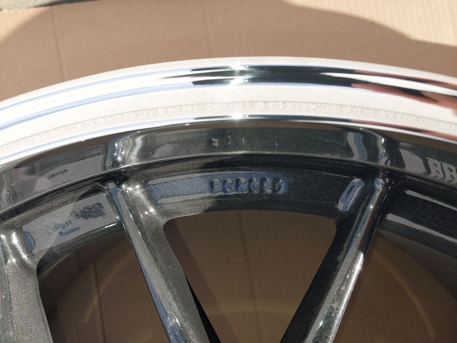 Кованые разноширокие японские диски BBS RGR R18