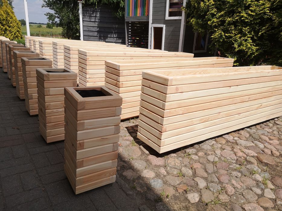 Donice drewniane solidne