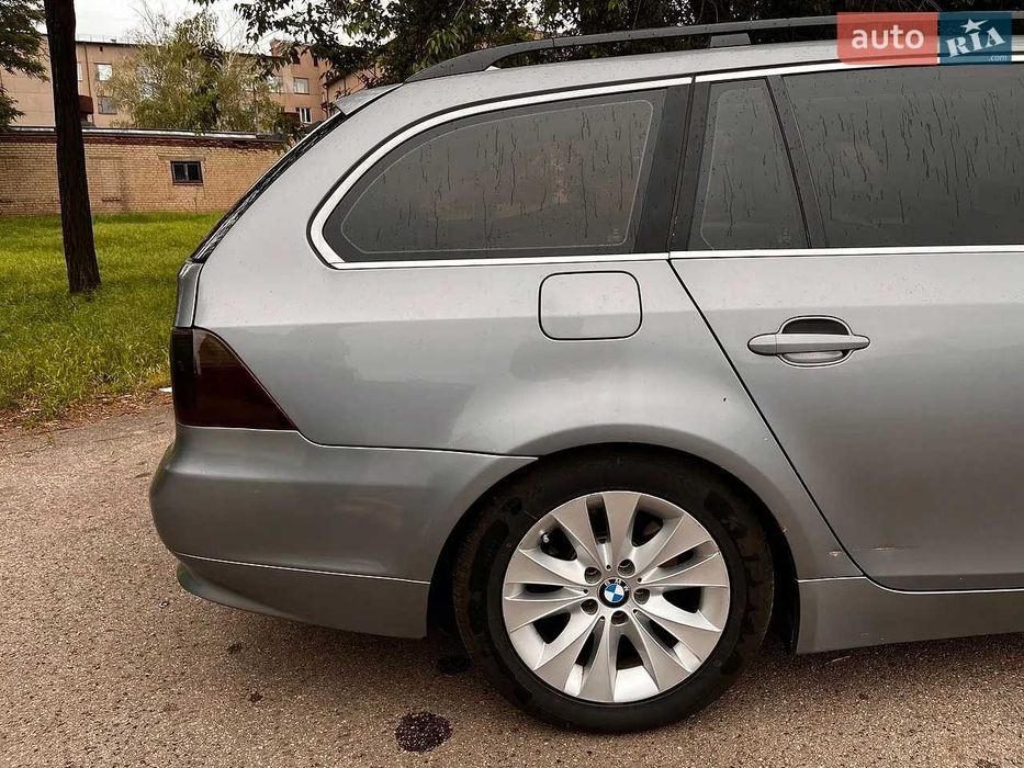BMW 5 Series 2004
