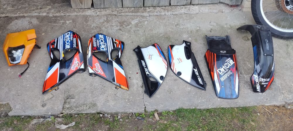 KTM Lc4 owiewki lampy komplet
