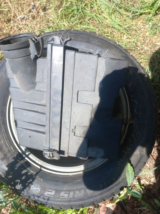 Корпус фільтра w124 m104