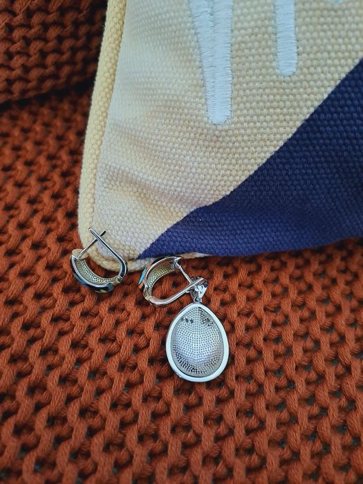 Komplet srebro cyrkonia kolczyki plus zawieszka