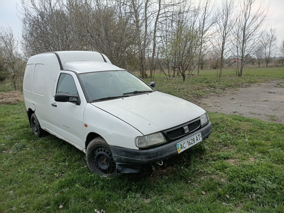 Продам seat inca