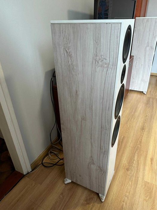 Heco Aurora 1000