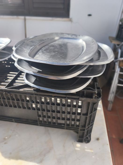 Loiça e artigos de decoração de restauração