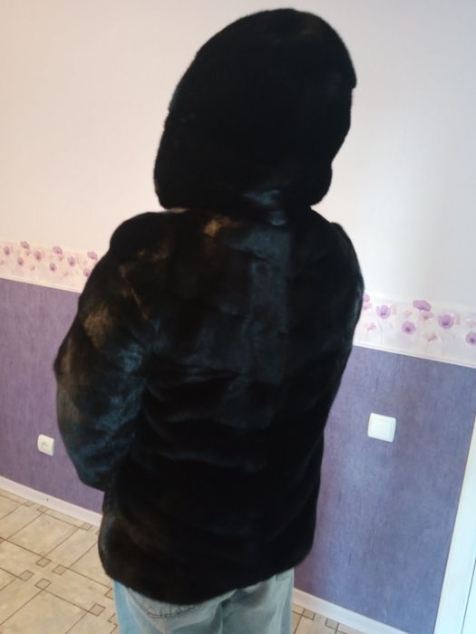 Продам шубу норка автоледи М